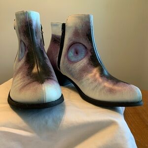 Lizard Eyes ankle boots - NWOT